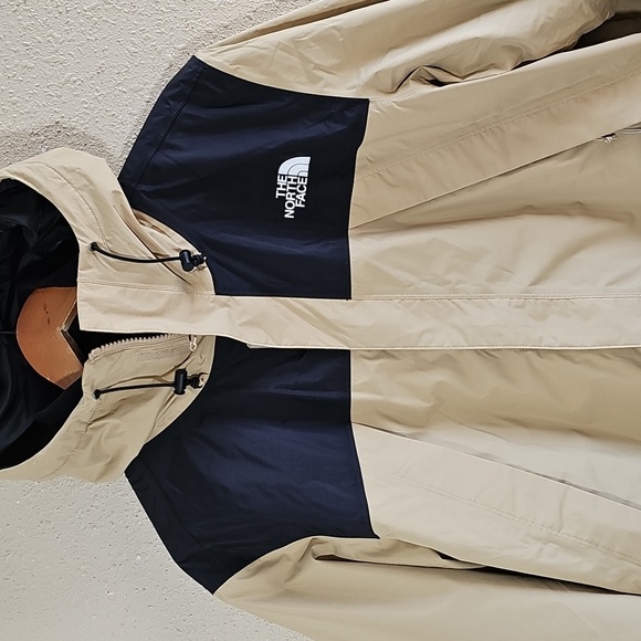 THE NORTH FACE Antora Triclimate Jacket. - Picture 4 of 12